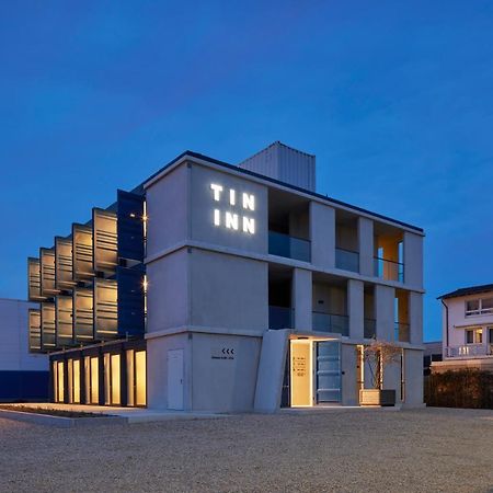 Tin Inn - Erkelenz - Das Hotel Aus Hochwertig Ausgebauten Ueberseecontainern Luaran gambar