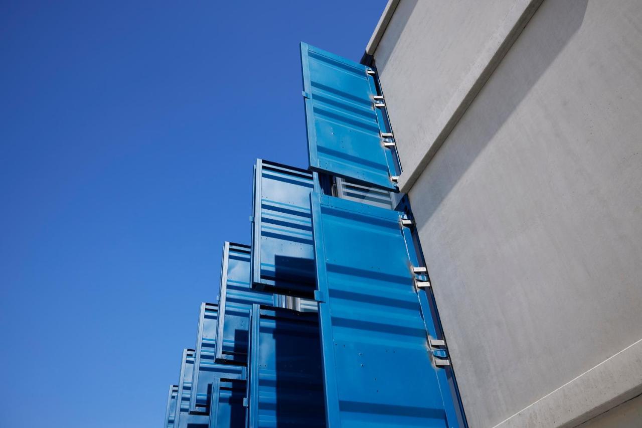 Tin Inn - Erkelenz - Das Hotel Aus Hochwertig Ausgebauten Ueberseecontainern Luaran gambar