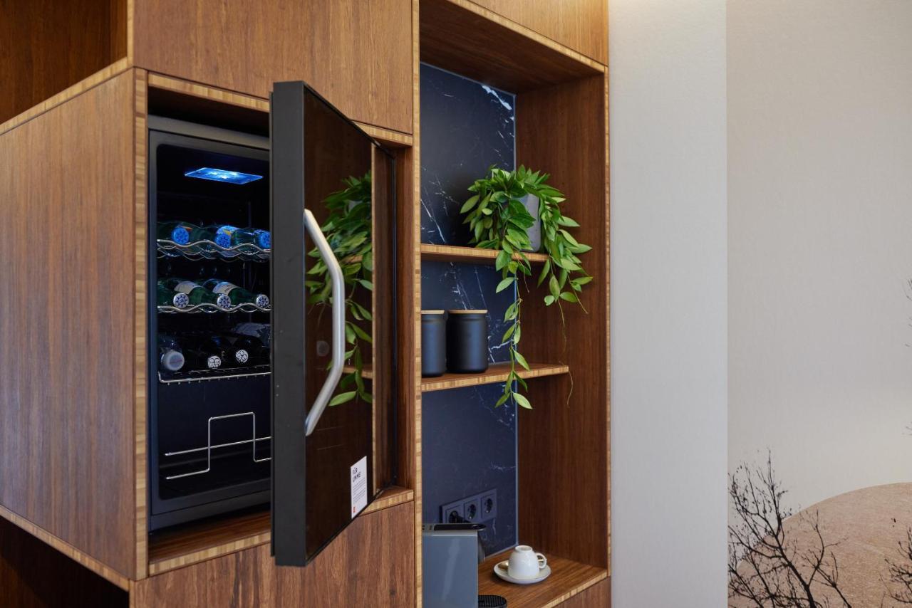 Tin Inn - Erkelenz - Das Hotel Aus Hochwertig Ausgebauten Ueberseecontainern Luaran gambar